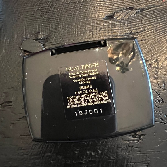 Lancôme makeup bag with products - Picture 10 of 13